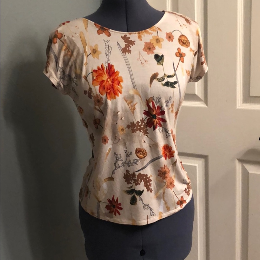 Floral top
